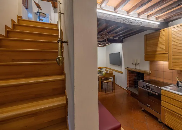 La Casa Sul Vicolo Centro Storico كورتونا