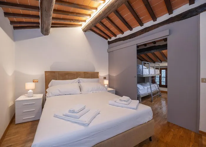 La Casa Sul Vicolo Centro Storico شقة كورتونا